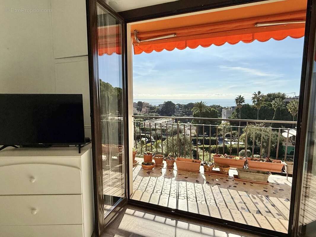 Appartement à ROQUEBRUNE-CAP-MARTIN