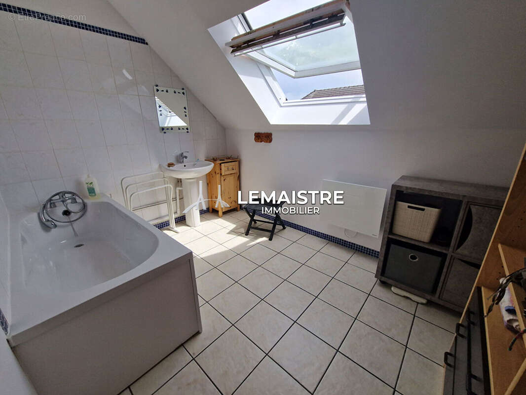 Maison à vendre à 10 minutes de St-Romain - 228 m² - 7 chambres - avec partie chambre d'hôtes - photo 6