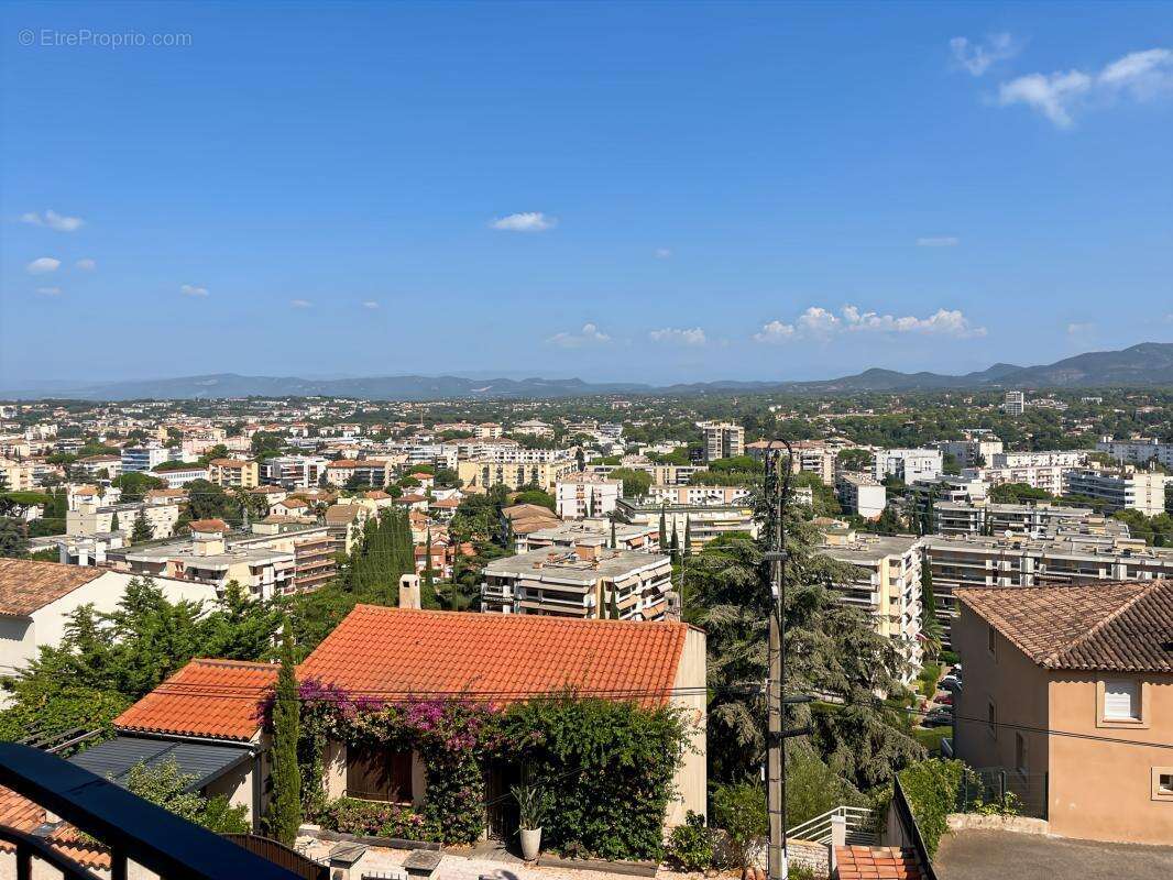 Maison À Vendre composée de 2 appartements (3 et 4 pièces) - photo 25