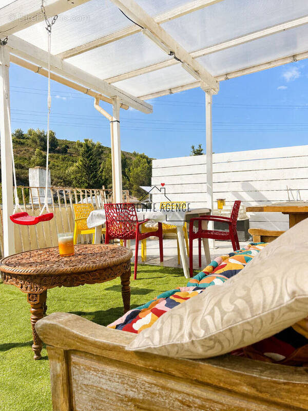 Appartement à LE ROVE