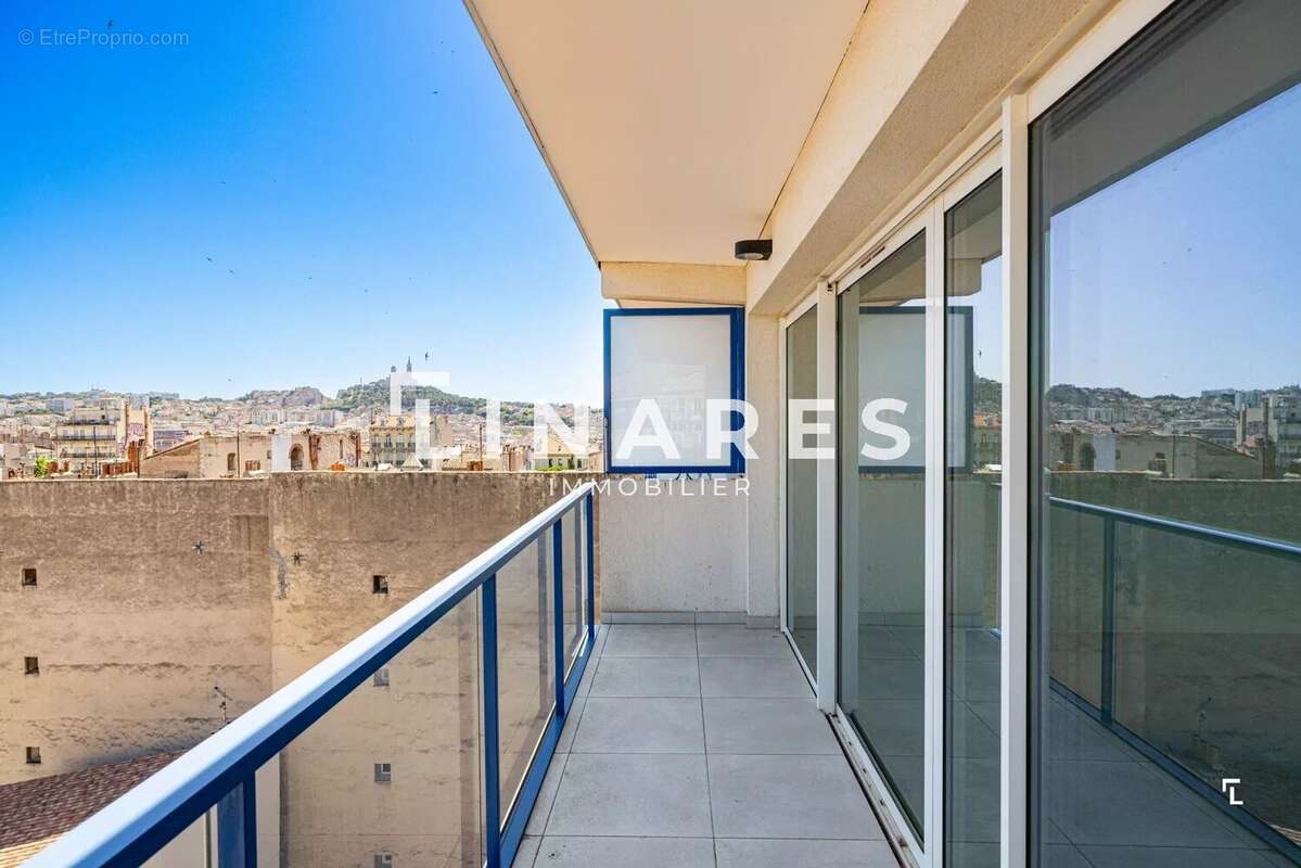 Appartement à MARSEILLE-6E