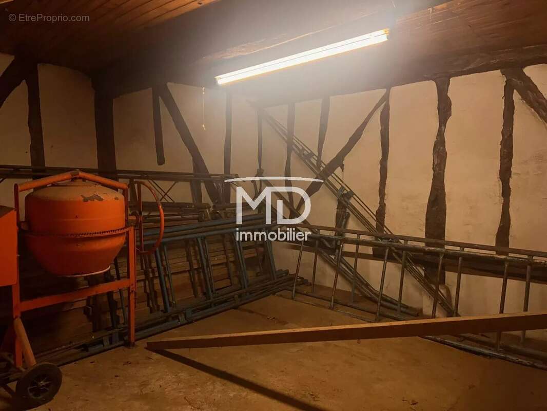 Maison à LES VENTES