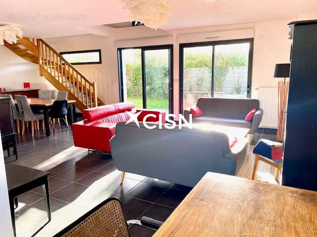 Maison contemporaine lumineuse à proximité du bourg de Saint Marc - photo 2