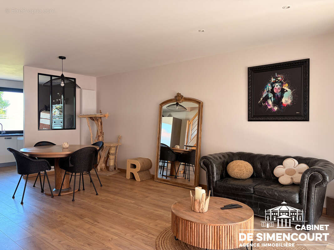 Maison 3 chambres, cour, terrasses et garage - photo 2