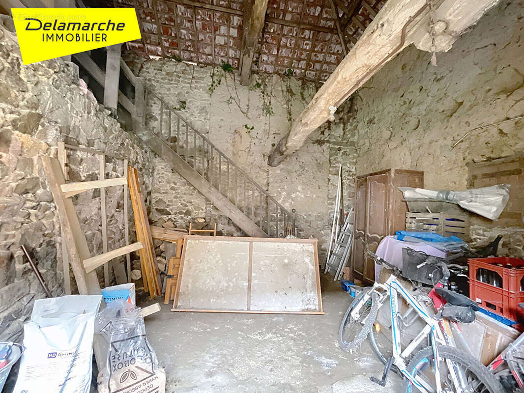 Maison à SAINT-SAUVEUR-LENDELIN