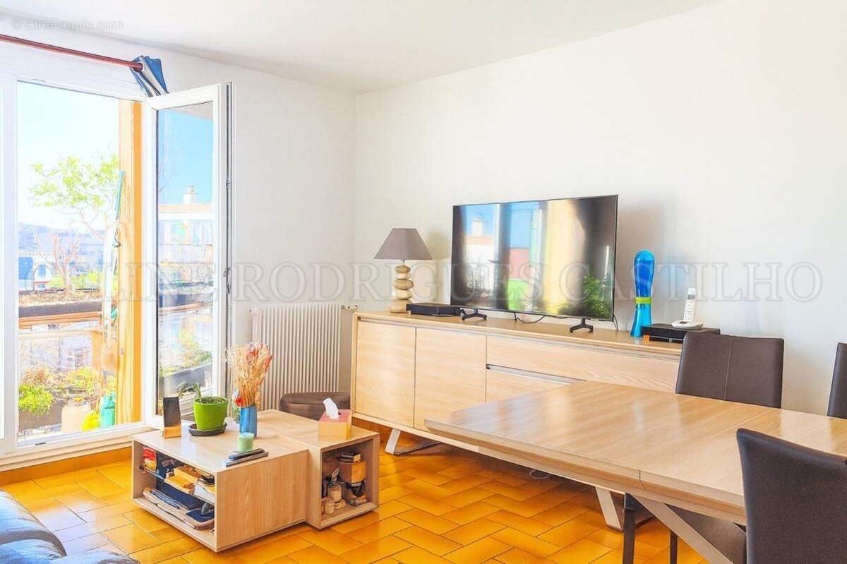 Appartement à BONDY