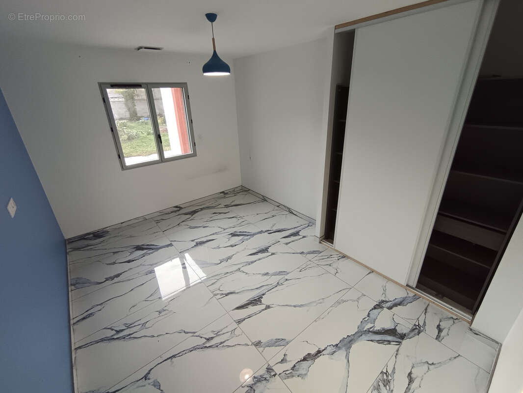 Maison à CASTELSARRASIN