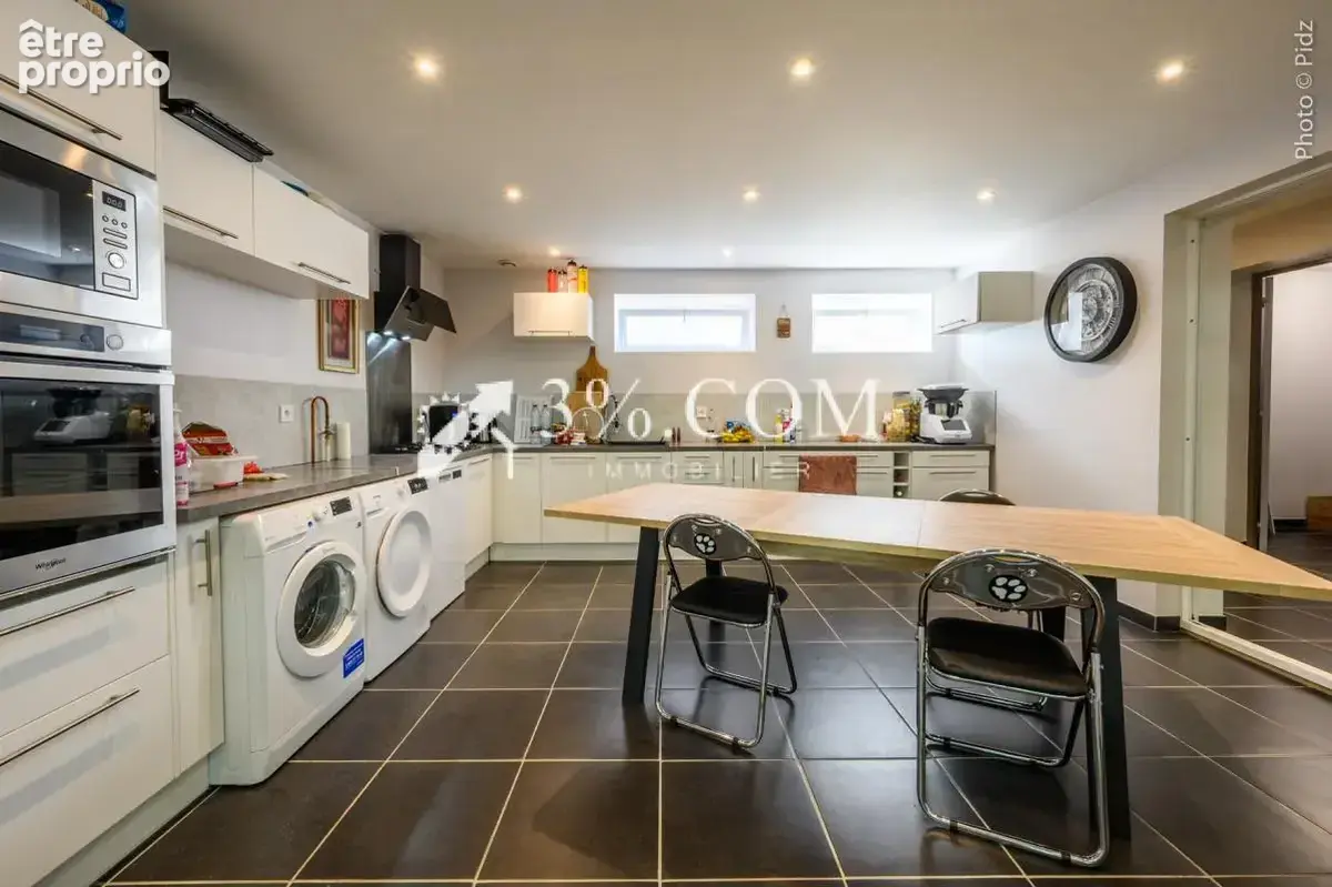 Ensemble Immobilier / Bureaux / Entrepôt  / 1 300 M2 - photo 6