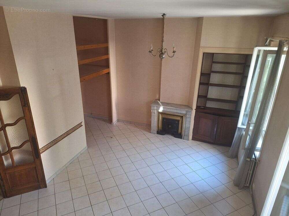 Appartement à LYON-7E