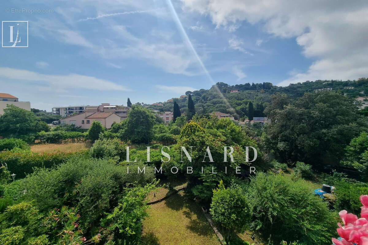Appartement à VALLAURIS