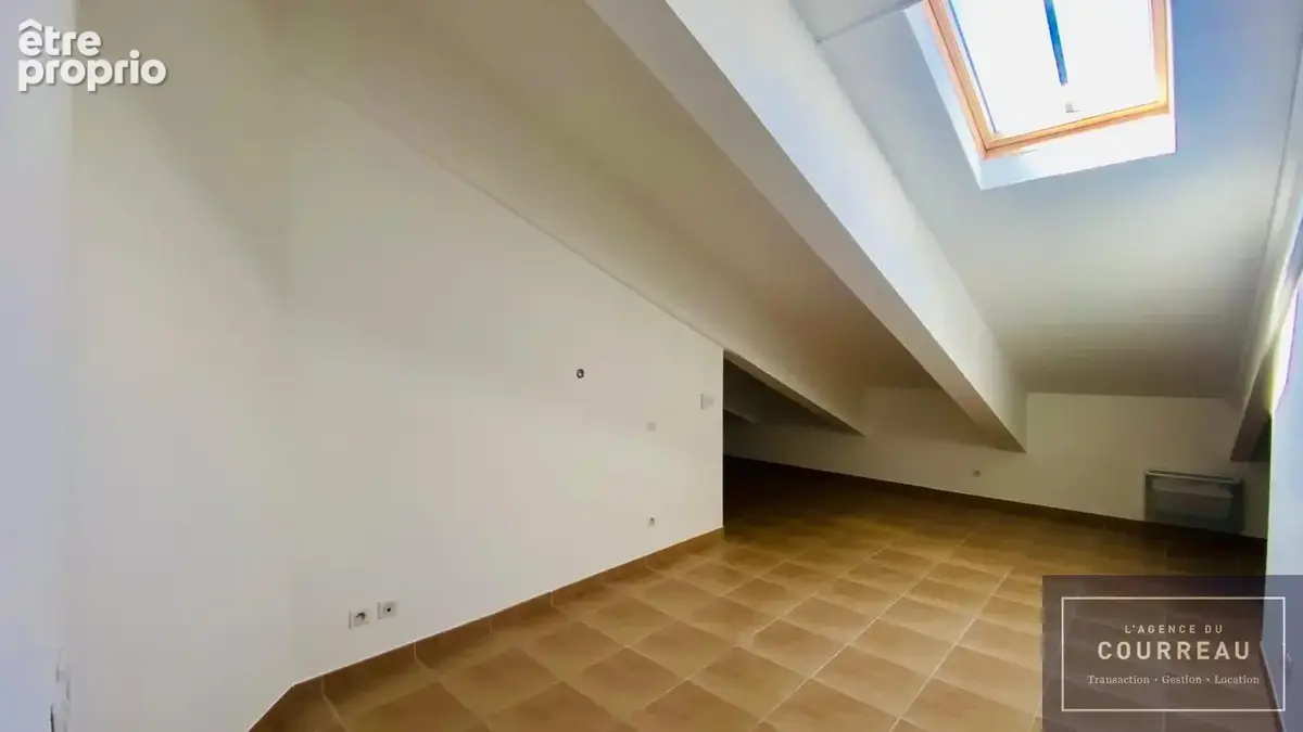 Sète   duplex de charme rénové de 154 m2 avec vue sur le mont saint-clair - photo 6