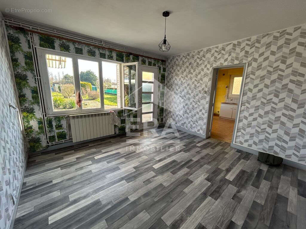 Maison à BICHANCOURT