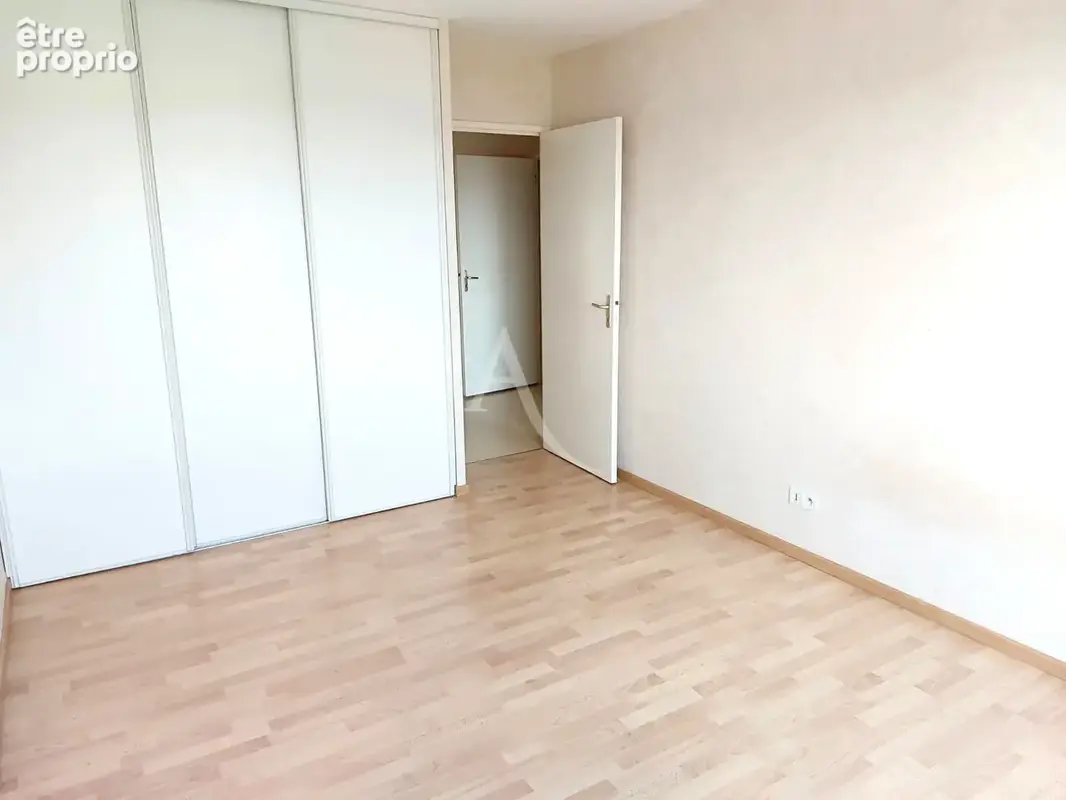 Appartement Carquefou / La Fleuriaye - T3 avec balcon & garage - photo 6