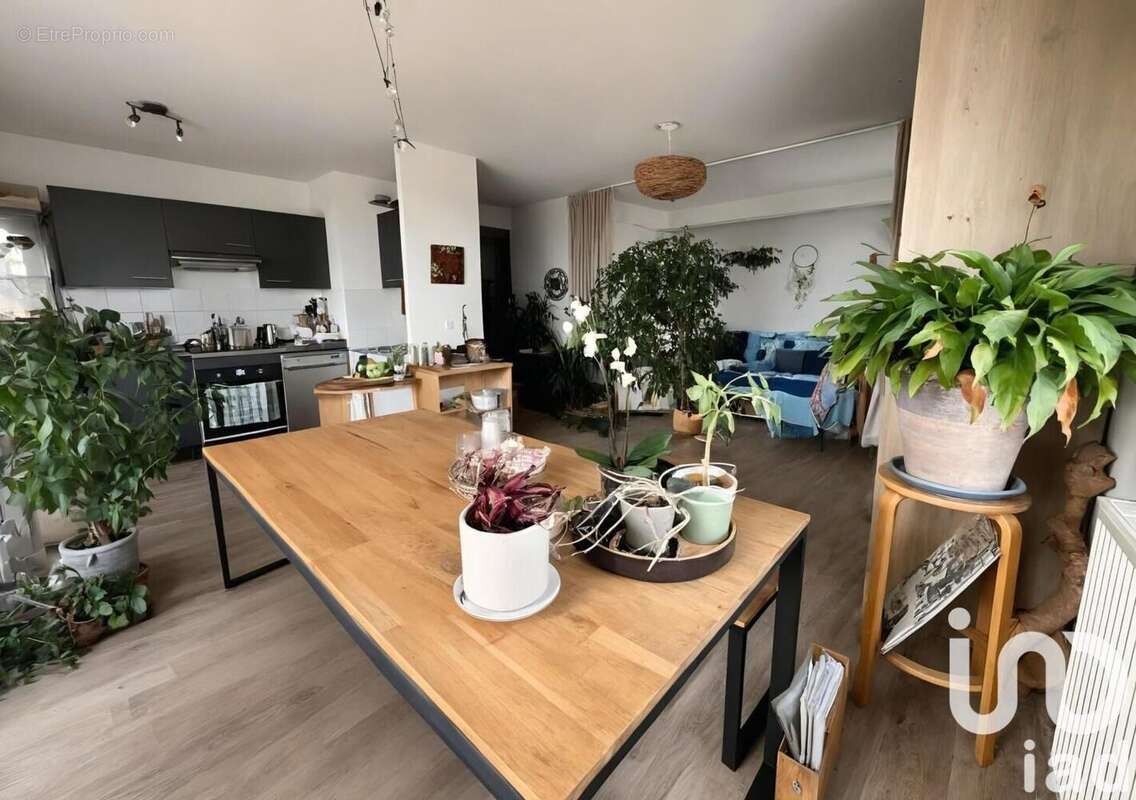 Photo 2 - Appartement à RAMONVILLE-SAINT-AGNE