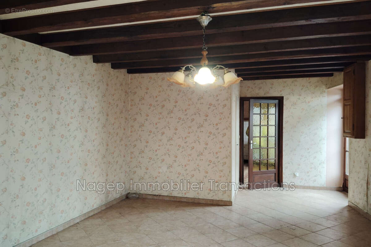 Maison à PREVERANGES