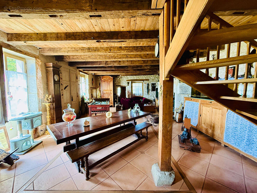 Propriété de charme en pleine nature avec gîte et dépendances - photo 17