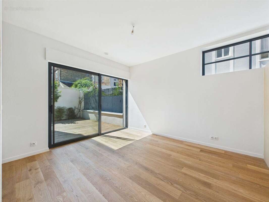 Maison à ASNIERES-SUR-SEINE