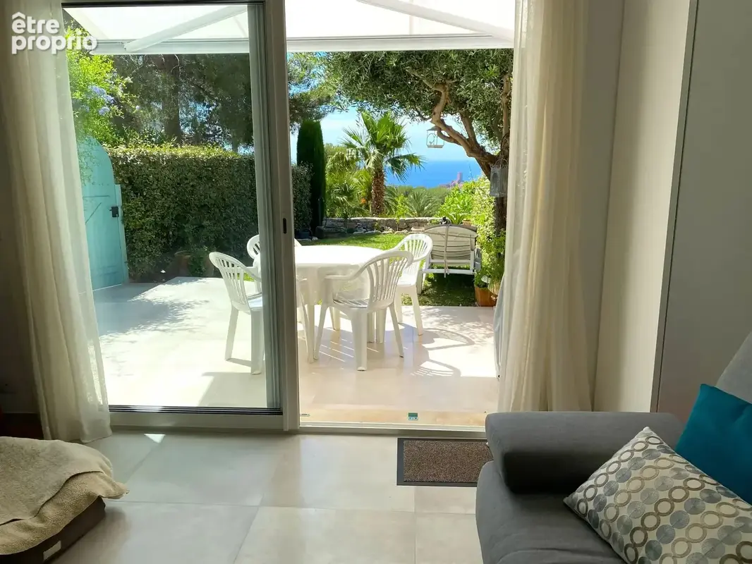 AGAY SAINT RAPHAEL maison 2 pièces, jumelée vue mer - photo 10