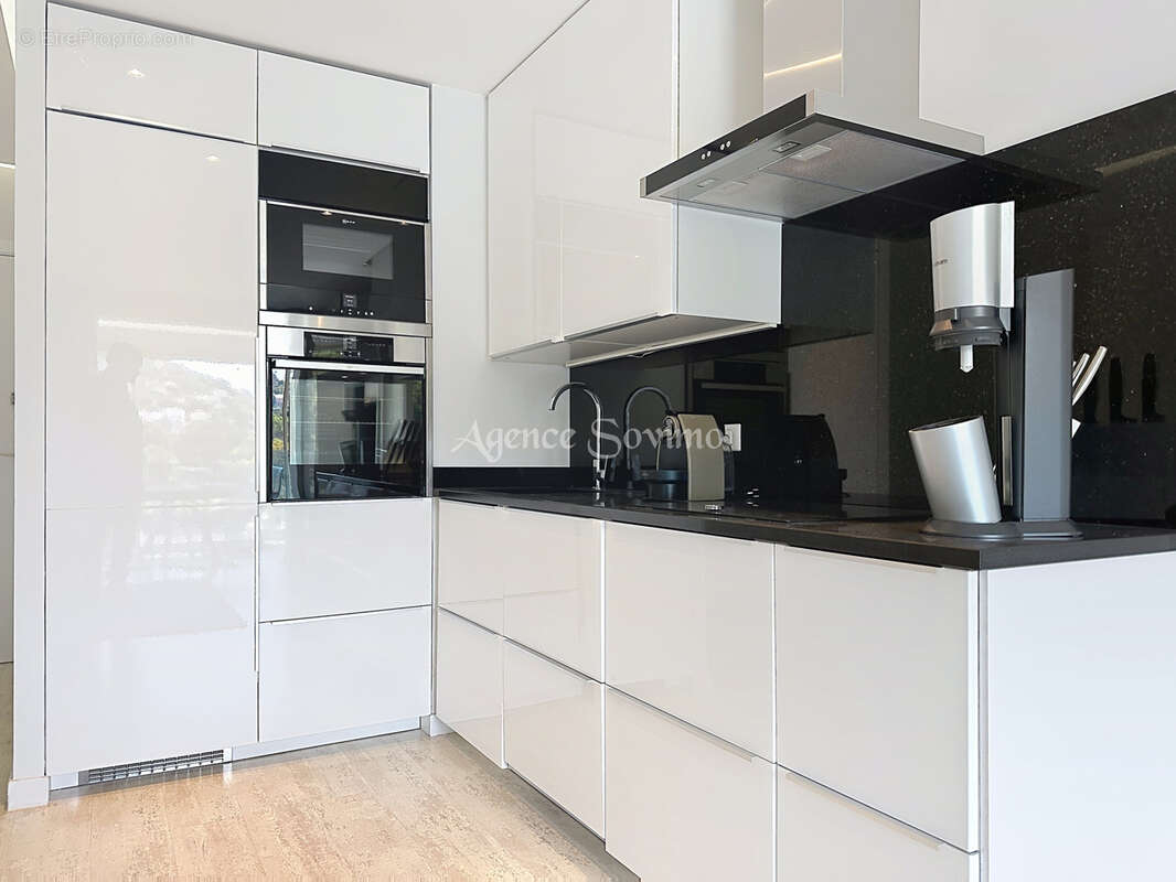 Appartement à MANDELIEU-LA-NAPOULE
