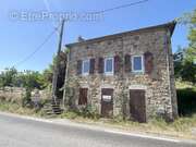 Maison à DESAIGNES
