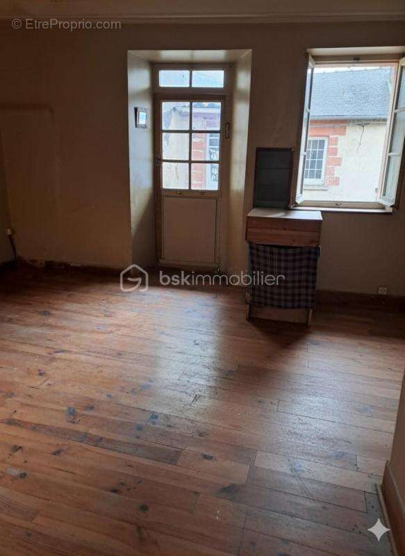 Maison à LA BASTIDE-DE-SEROU