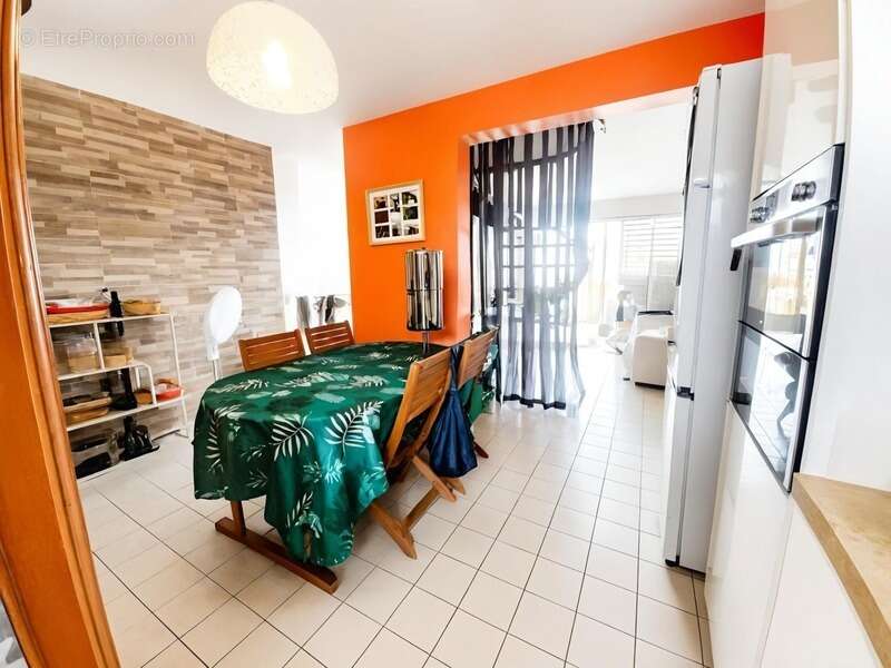 Appartement à PETIT-BOURG