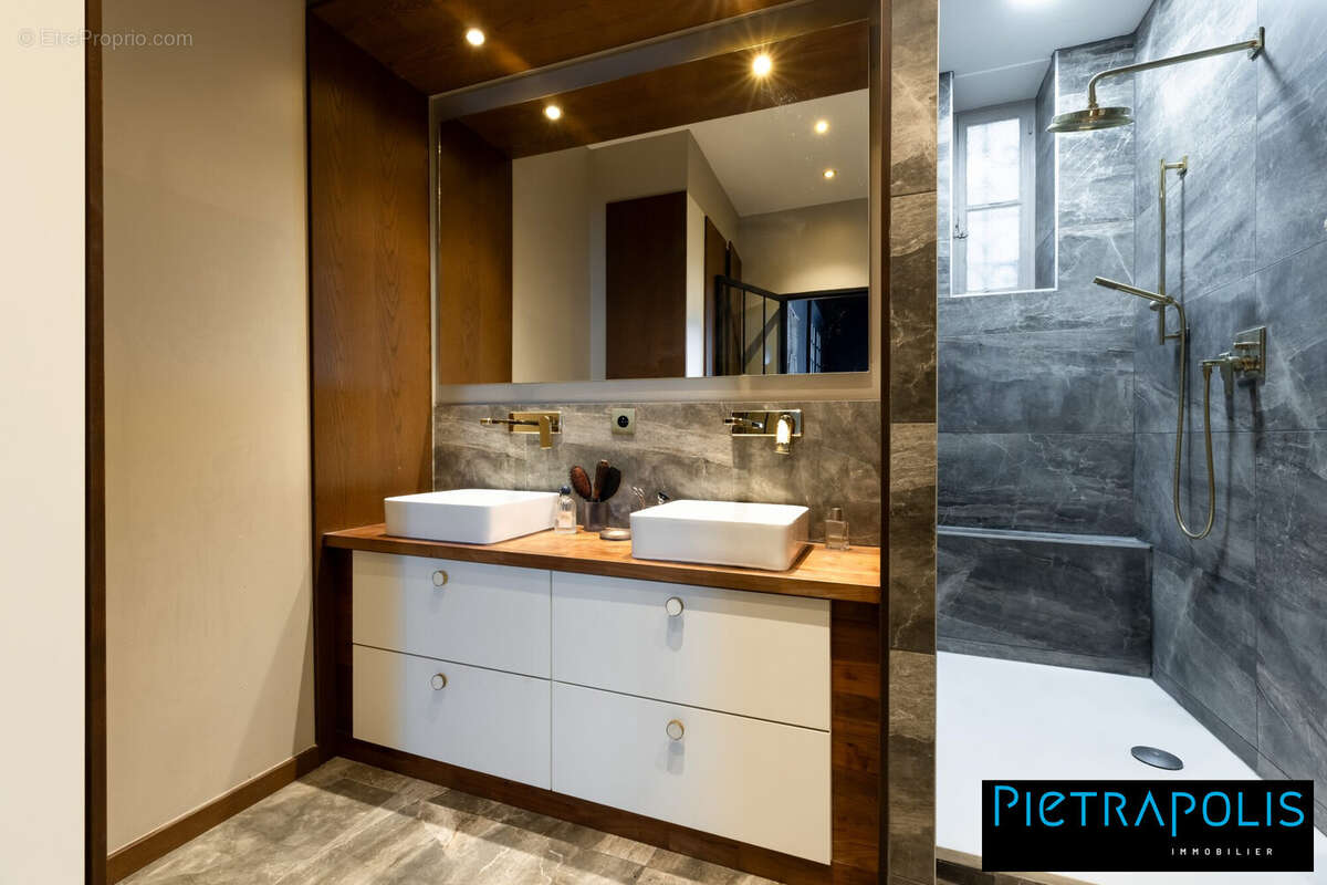 Appartement à LYON-3E