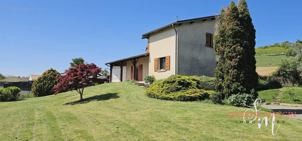 Maison à SAINT-MICHEL-SUR-SAVASSE