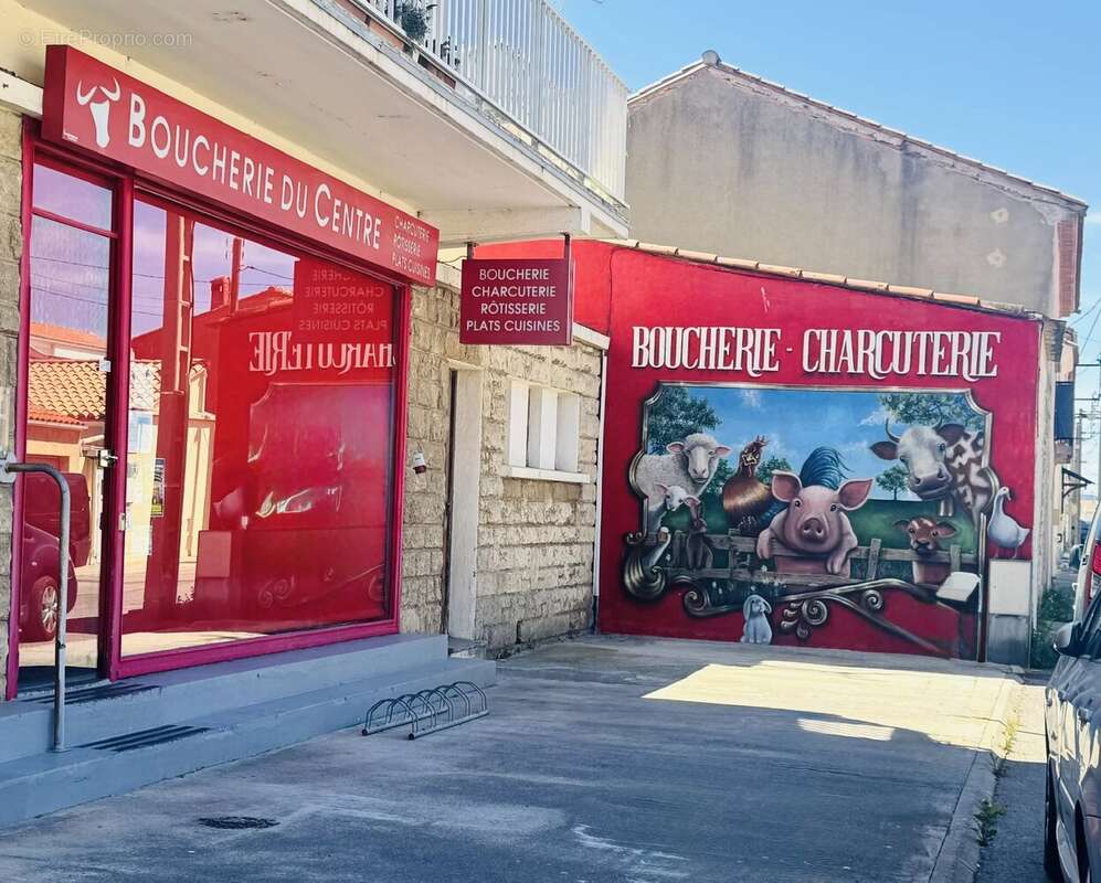 Commerce à PORT-LA-NOUVELLE