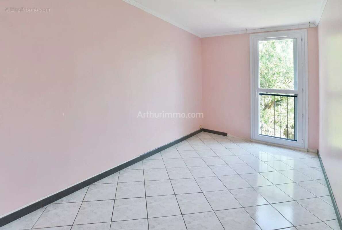 Vente Appartement Crosne(91560) 164 000ï¿œ - photo 8