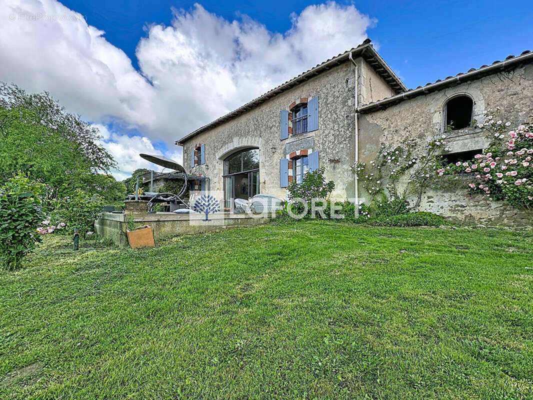 Maison à REFFANNES