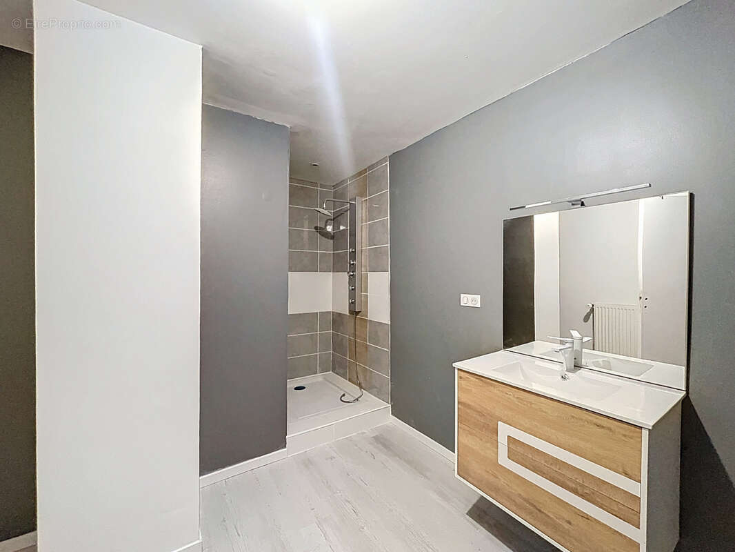 Maison à NANT-LE-GRAND