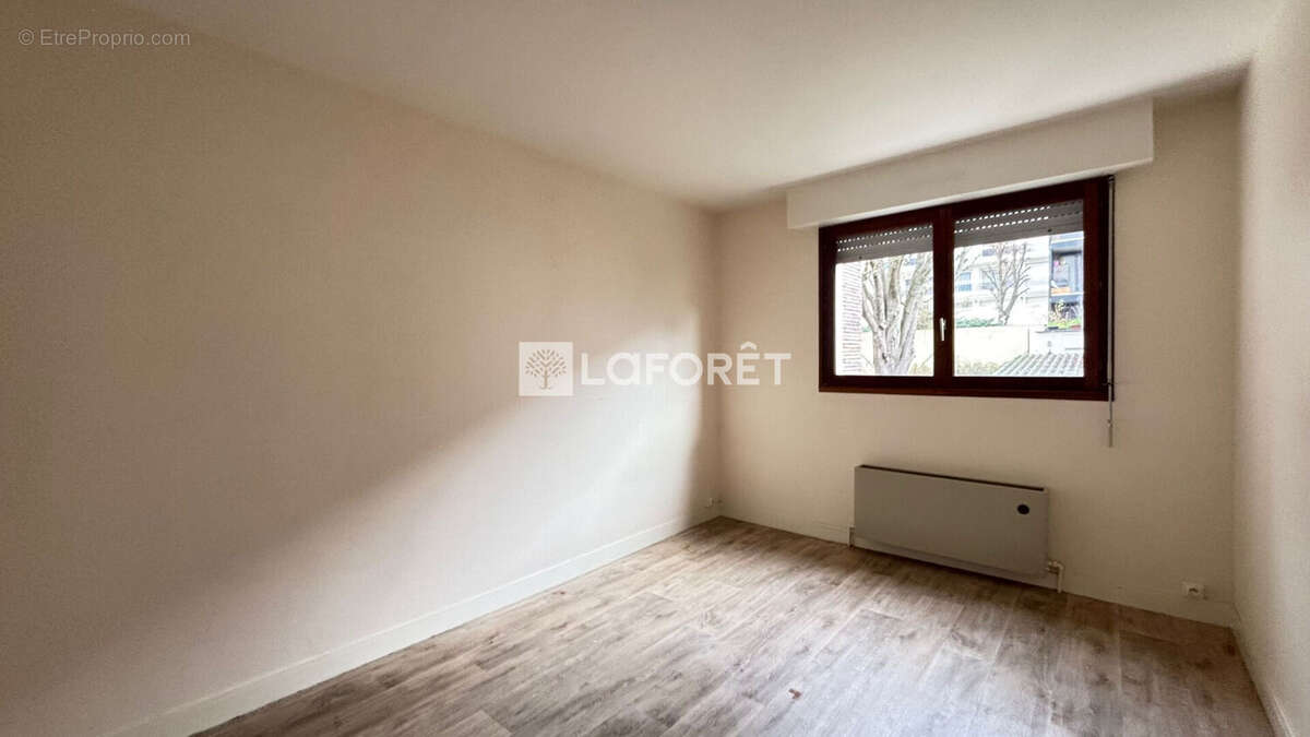 Appartement à PARIS-20E