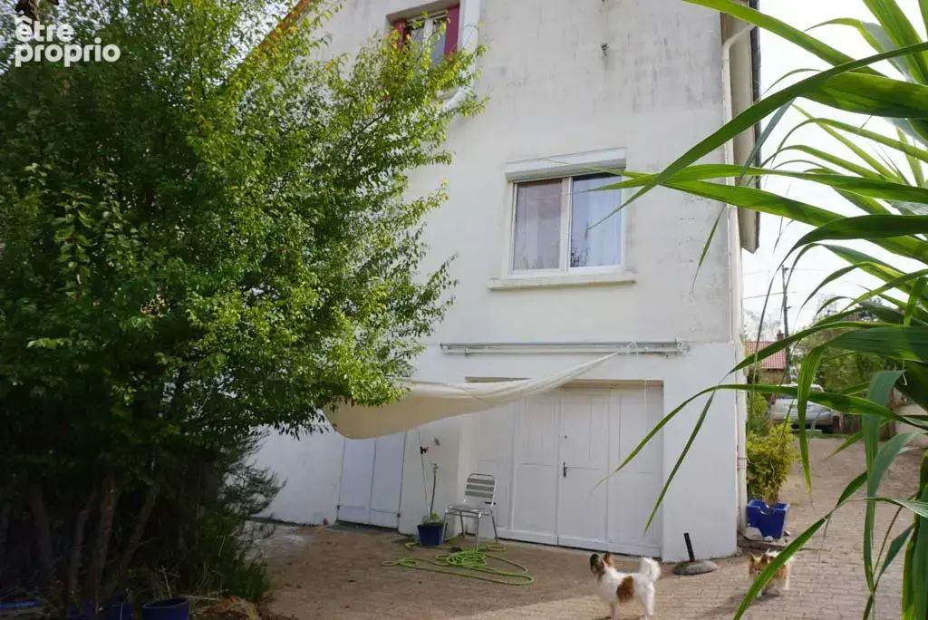 Maison sur sous-sol avec dépendances et jardin - photo 15
