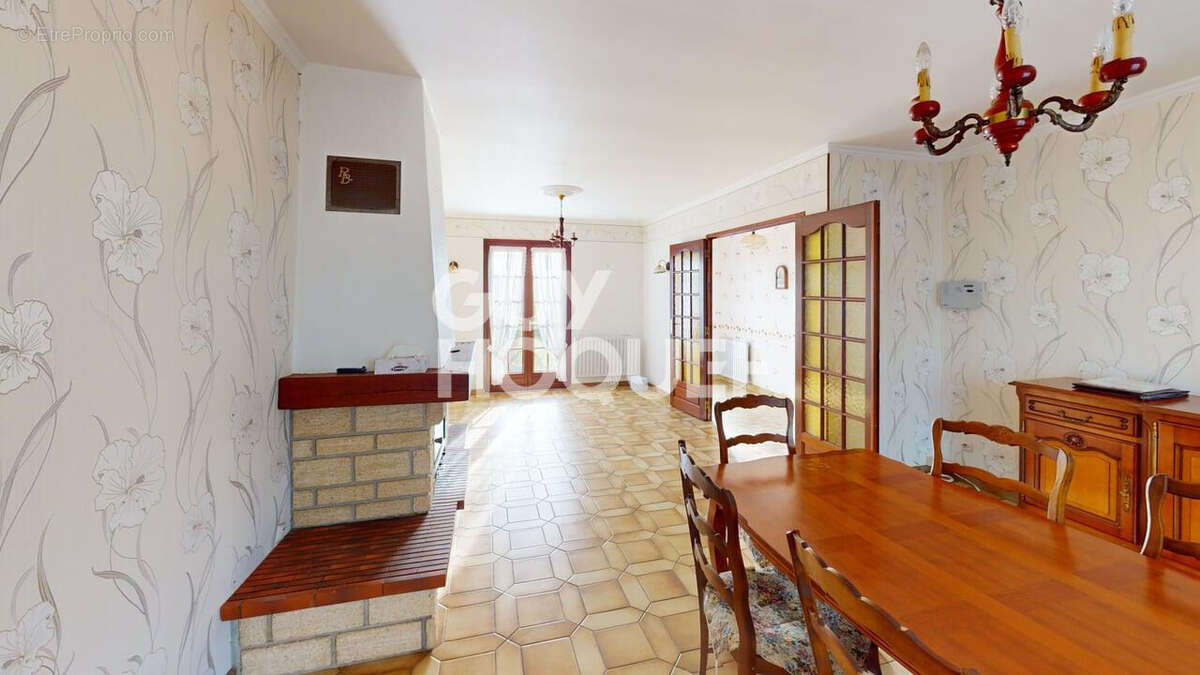 Maison à MAREUIL-EN-BRIE