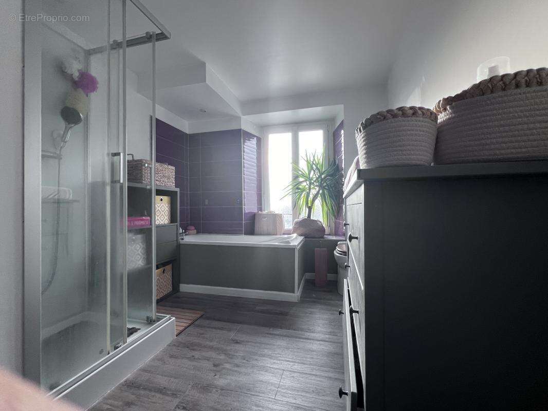 Appartement à VALDOIE