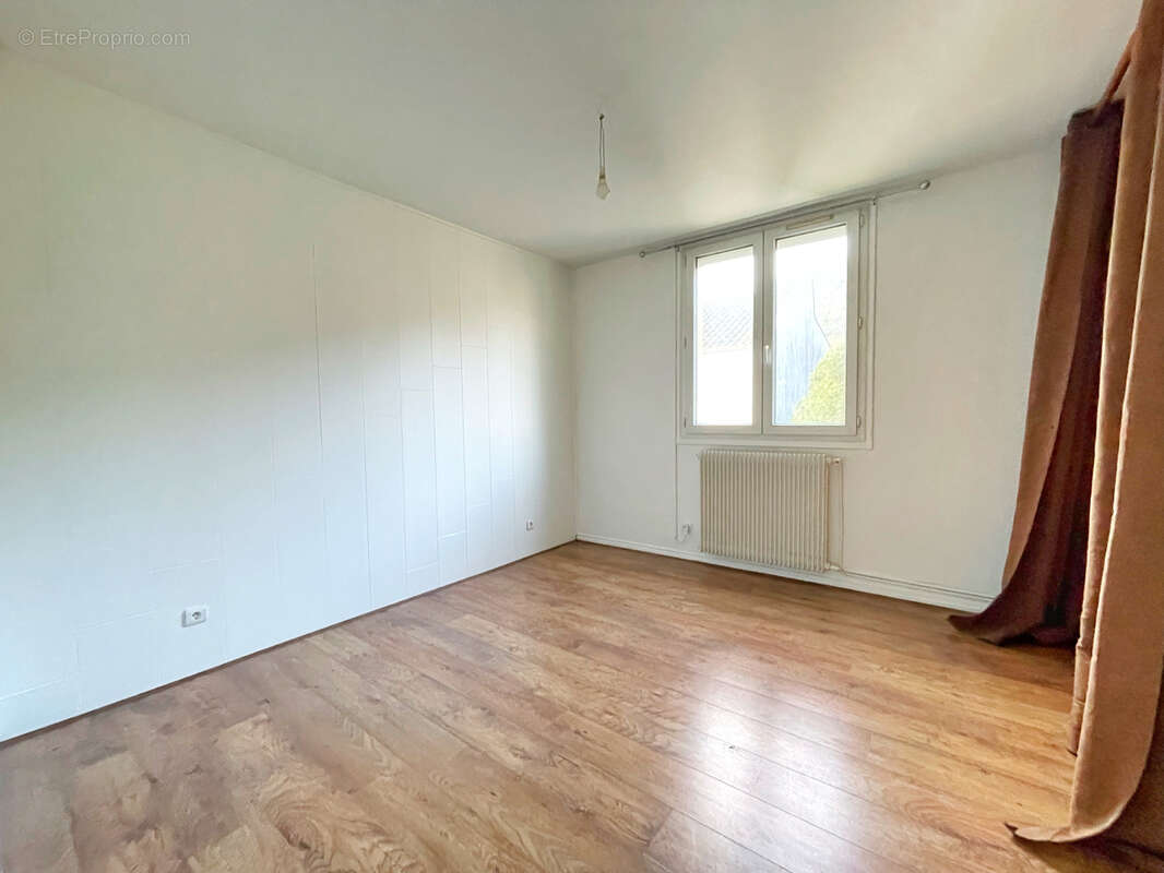 Appartement à LOIRE-SUR-RHONE