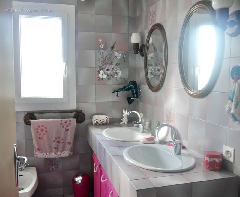 Maison à SAINT-ANDRE-DE-LA-MARCHE