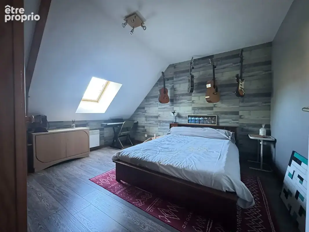 Maison familiale  de 5 pièces avec jardin _ Clermont Créans - photo 9