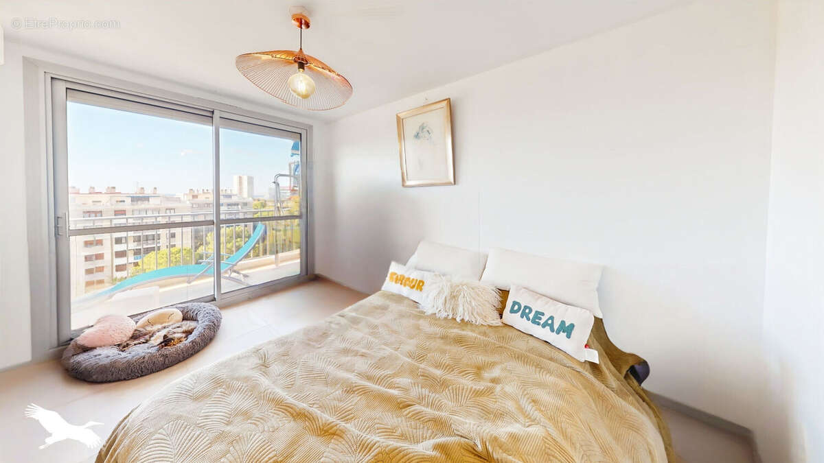 Appartement à MARSEILLE-9E