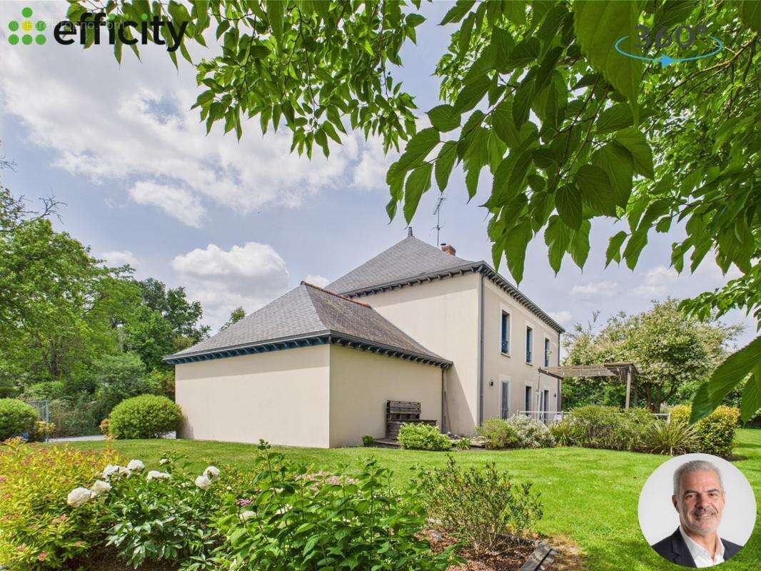 Maison à GENNES-SUR-SEICHE