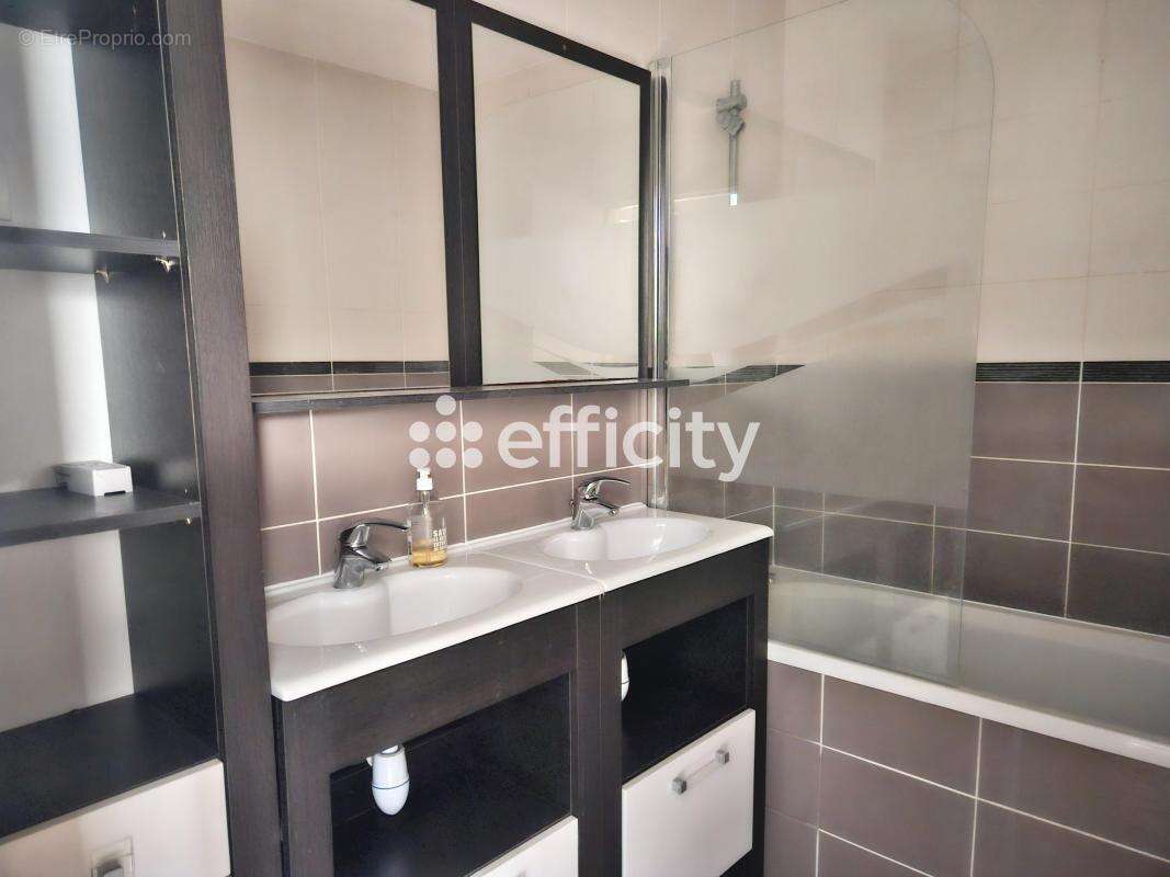 Maison à WAMBRECHIES