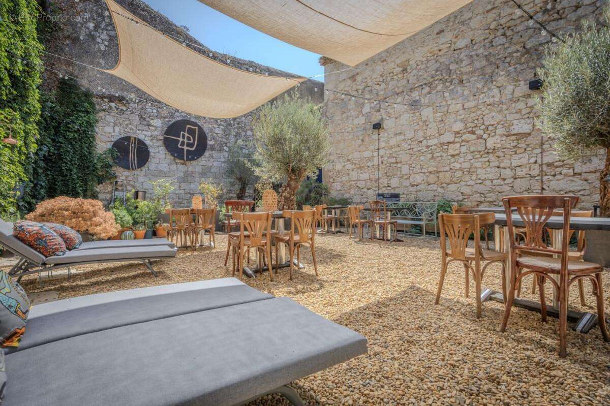 Maison 312 m² à Lectoure  - photo 4