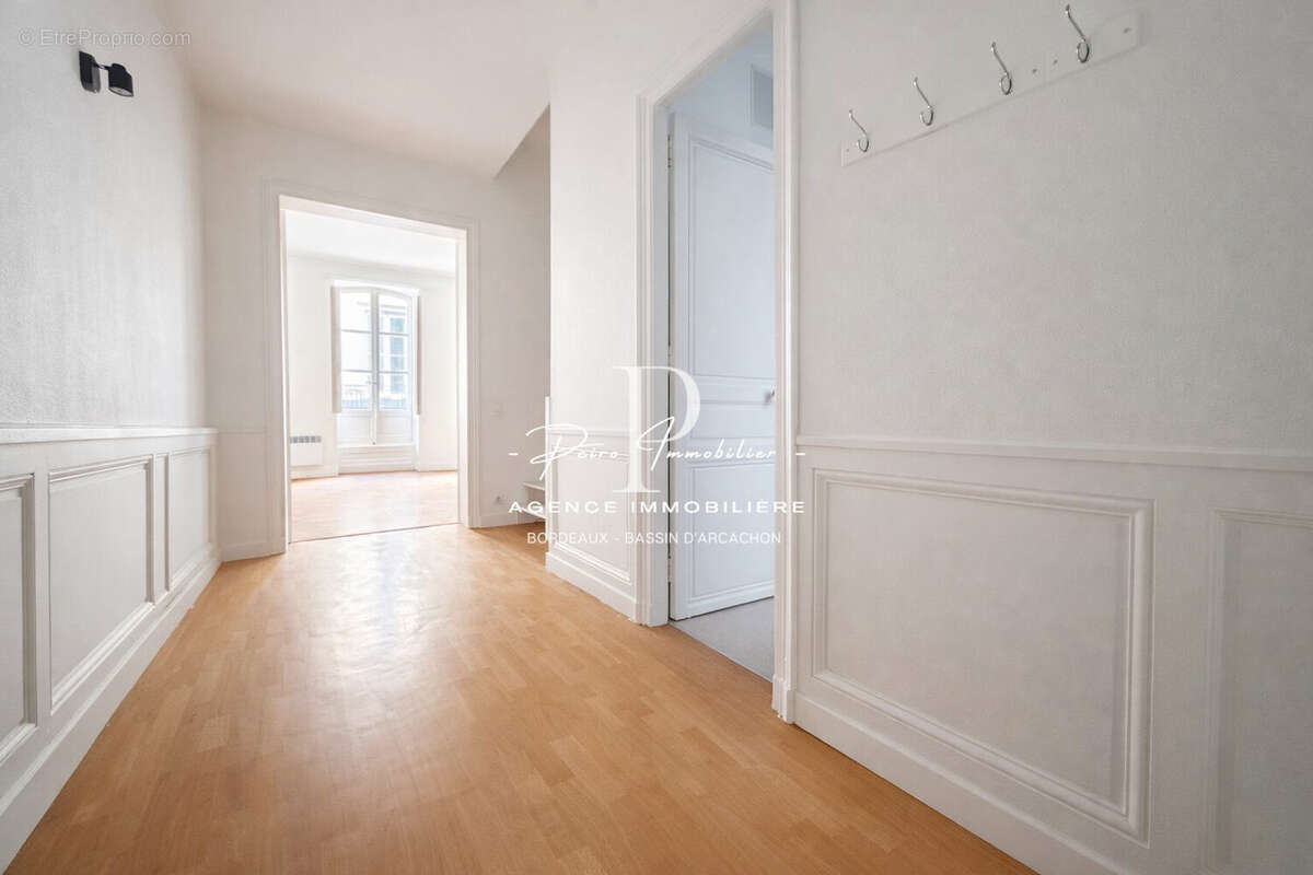 Appartement à BORDEAUX