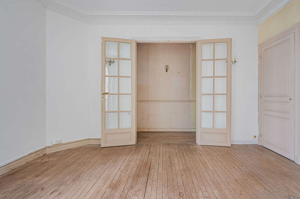 Appartement à PARIS-5E