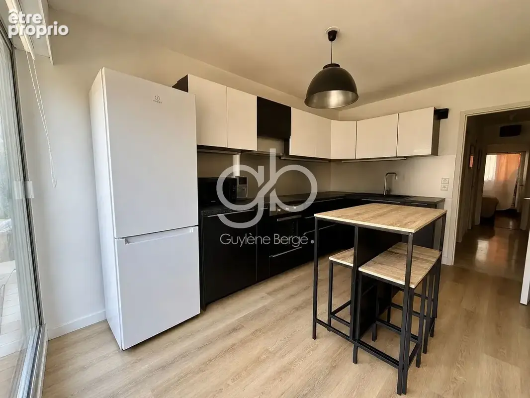 Appartement T2 avec terrasse, loggia, parking et potentiel T3 à vendre   Montpellier Clemenceau Gambetta - photo 3