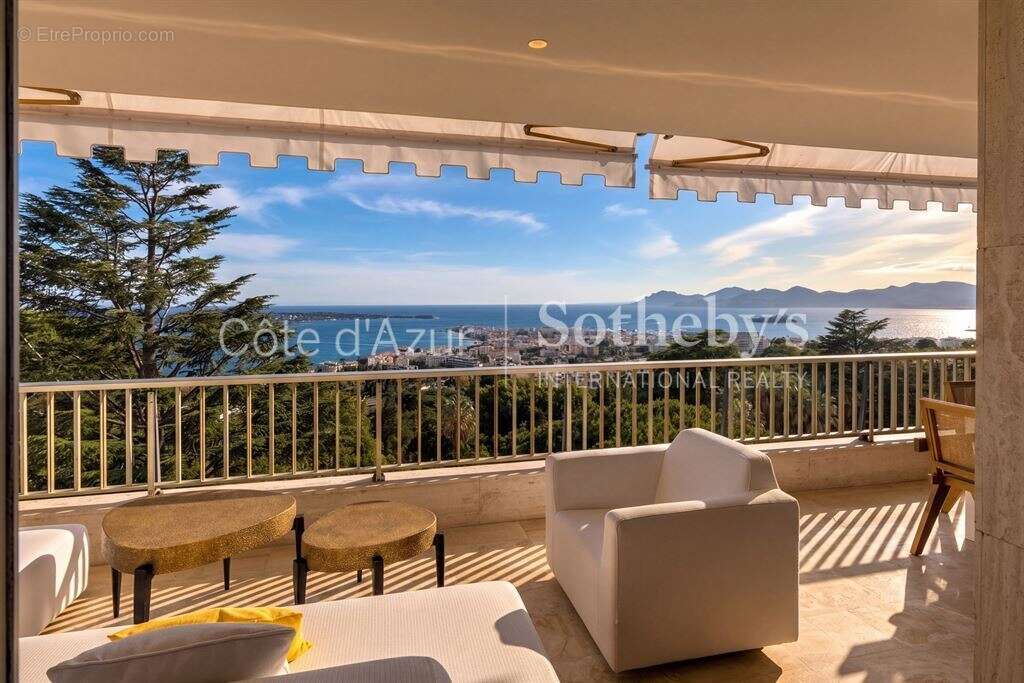 Appartement à CANNES