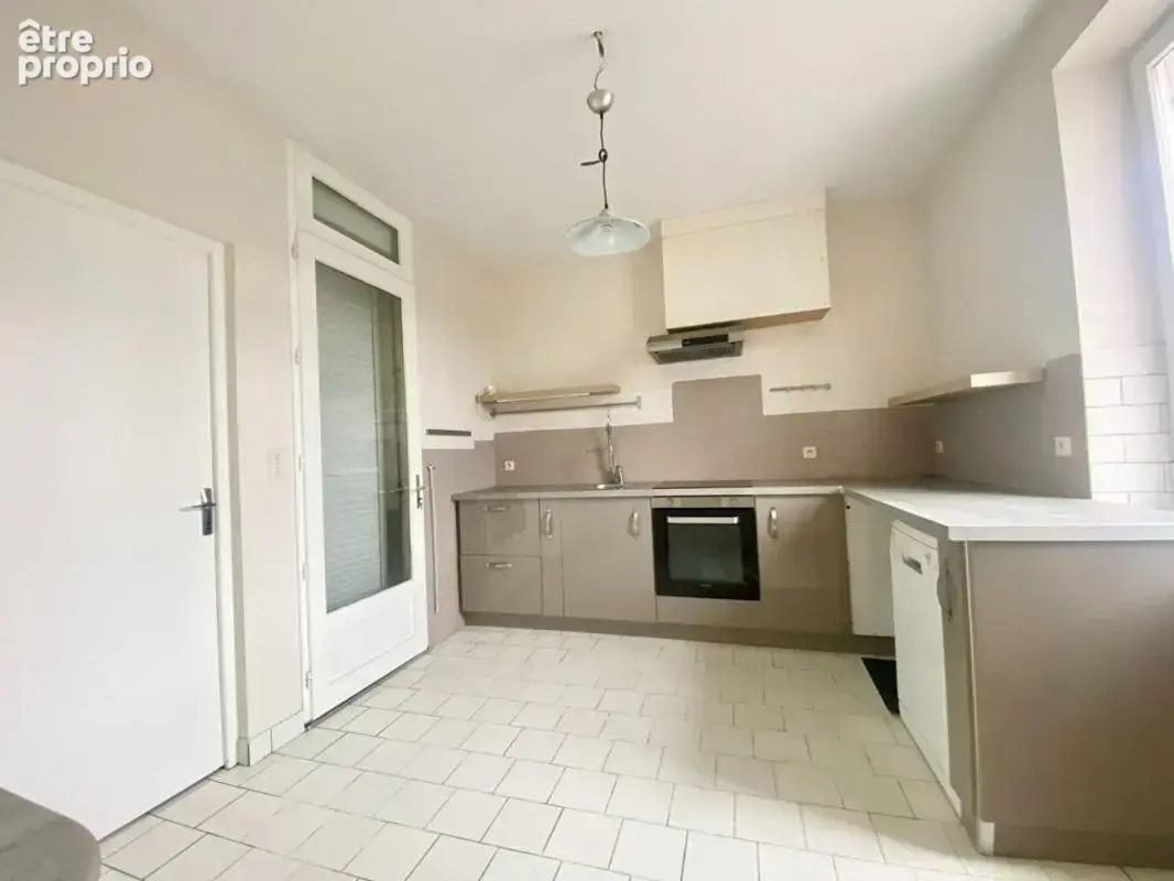 Maison 10 pièces 250 m² à vendre à Limoges (87100) - photo 3