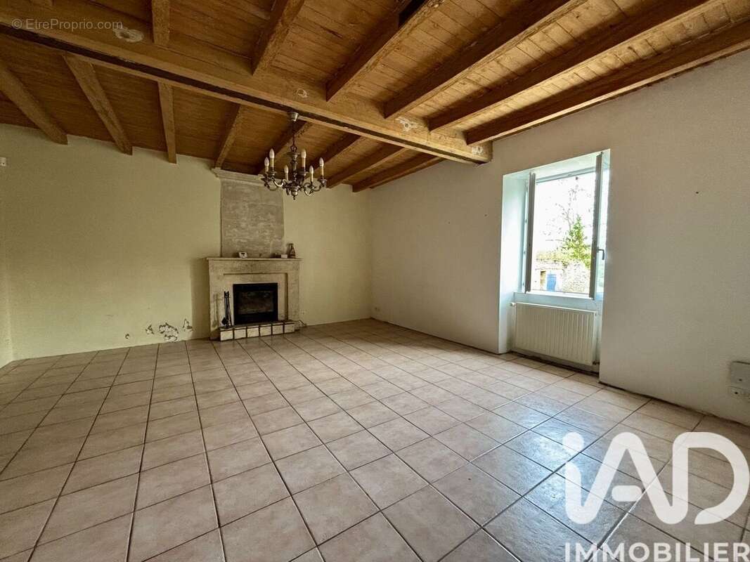 Maison 156 m² à Marnes  - photo 5
