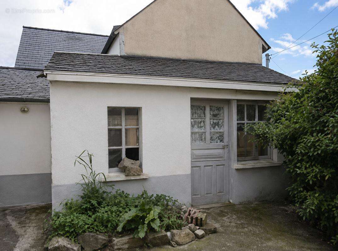 Maison à GRAND-AUVERNE
